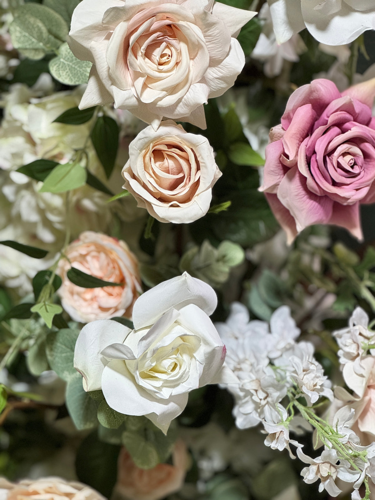 Blushing Blooms Aisle Flowers